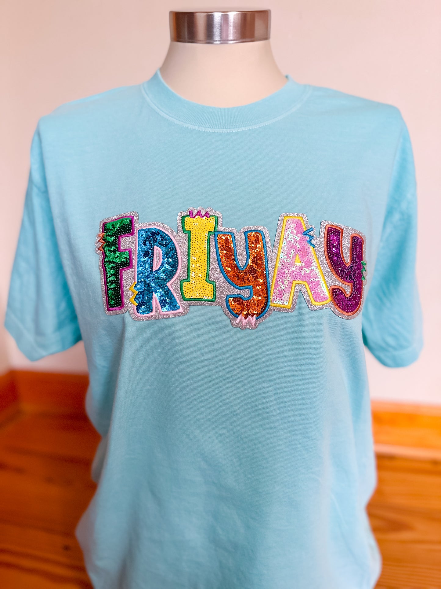Friyay Short Sleeve Patch T-Shirt